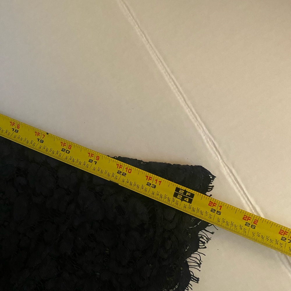 Black Lace High-Neck Sleeveless Dress I think size 4 - Picture 6 of 8